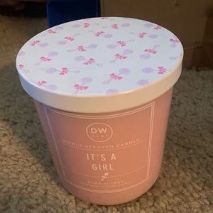 DW Home Baby Shower It’s a Girl candle